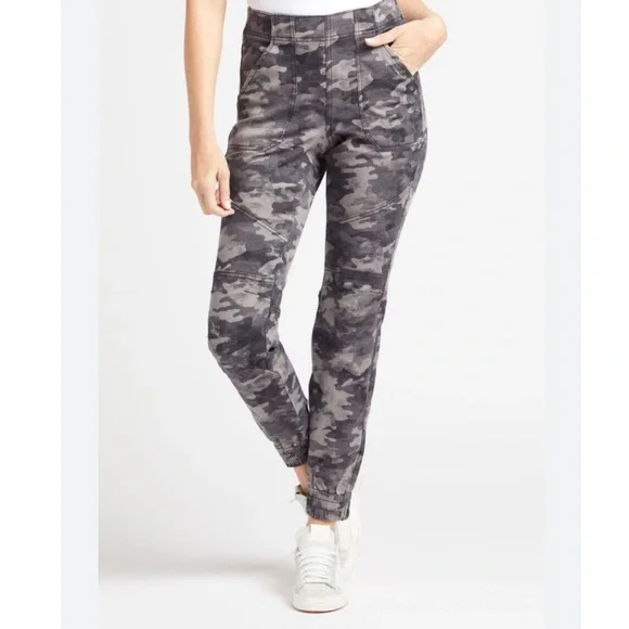 SPANX Gray Camo Jogger Pants XS - Picture 12 of 12